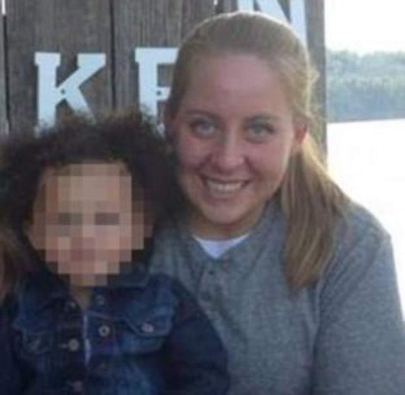 EEUU: Mujer de etnia blanca demanda al banco de esperma por dar a luz a una niña negra