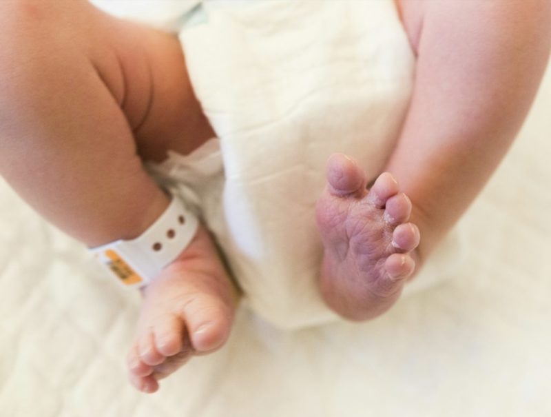 Una palestina da a luz a su segundo hijo concebido con "semen de contrabando"