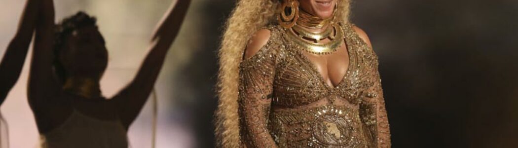 Beyoncé actuó como 'diosa de la fertilidad' en los Grammys 2017
