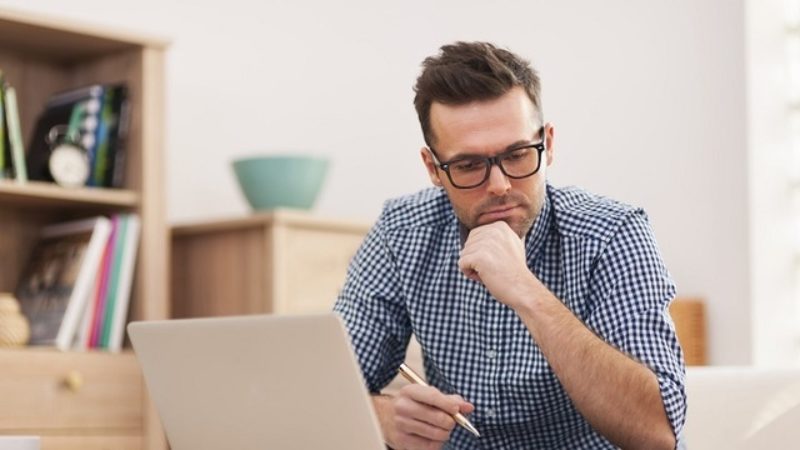 ¿Existe un equivalente masculino para el síndrome del ovario poliquístico?