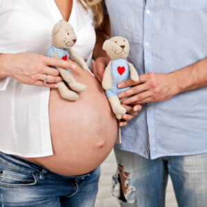 ¿Por qué hay tantos embarazos múltiples en la reproducción asistida?