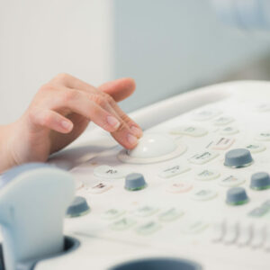 ¿Tengo posibilidad de embarazo con reserva ovárica disminuida?