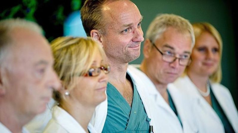 “El éxito de un trasplante de útero es que la mujer consiga dar a luz”