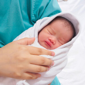 El apellido del padre dejará de tener preferencia desde el 30 de junio