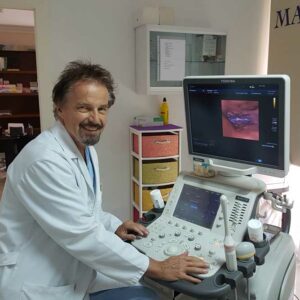 El ginecólogo de Granada que investiga cómo curar enfermedades genéticas desde el embrión El ginecólogo de Granada que investiga cómo curar enfermedades genéticas desde el embrión