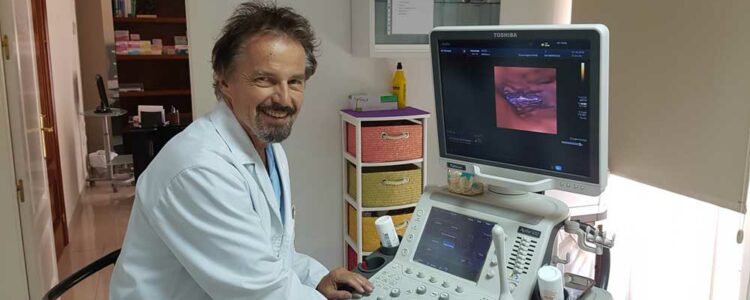 El ginecólogo de Granada que investiga cómo curar enfermedades genéticas desde el embrión