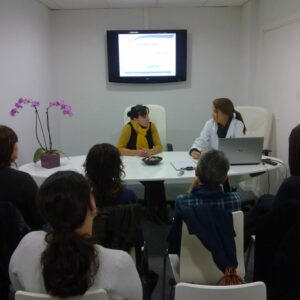 Una clínica de Reus logra los primeros embarazos en Catalunya con la técnica de separación magnética de esperma