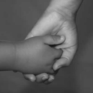 En Bizkaia las solicitudes de adopción internacional han descendido de 333 a 55 en los últimos siete años