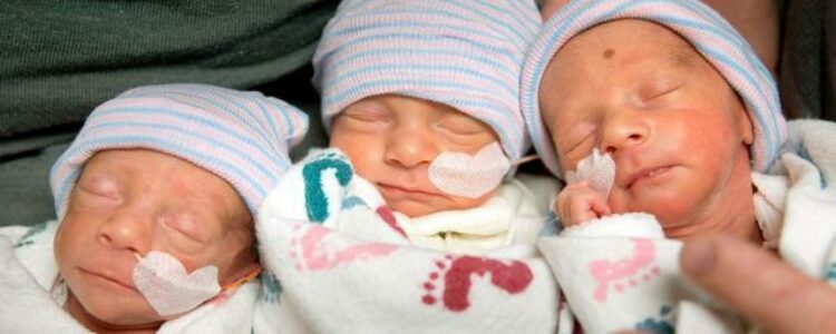 En California una mujer ha dado a luz trillizas sin haberse sometido a tratamientos de fertilidad