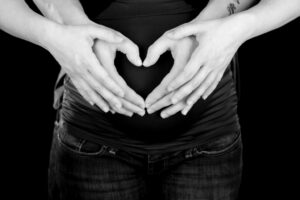 Fecundación intracorporal frente a Inseminación Artificial o Fecundación In Vitro.