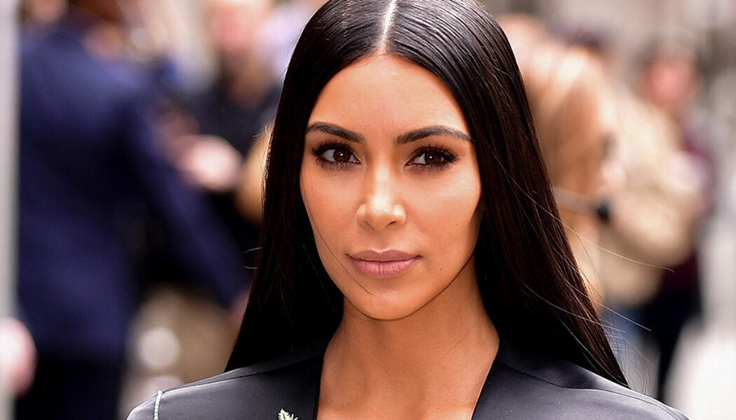 Kim Kardashian zanja los rumores sobre la gestación subrogada de Kylie Jenner