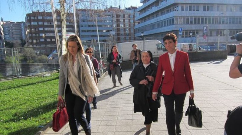 La monja imputada en el caso de un bebé robado reconoce que la madre no autorizó la adopción