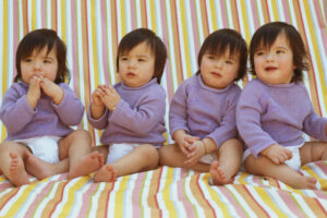 Le habían dicho que no podía tener hijos, y ahora dio a luz a cuatrillizos