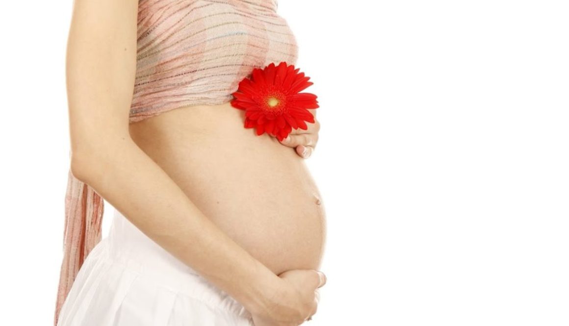 Más del 70% de las mujeres padece dolor lumbar durante el embarazo