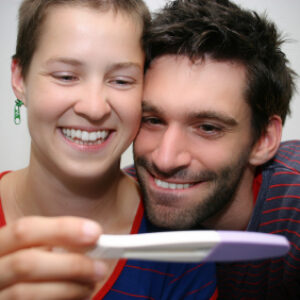 Minsal evalúa triplicar el acceso a terapias de fertilidad en Chile en 2013