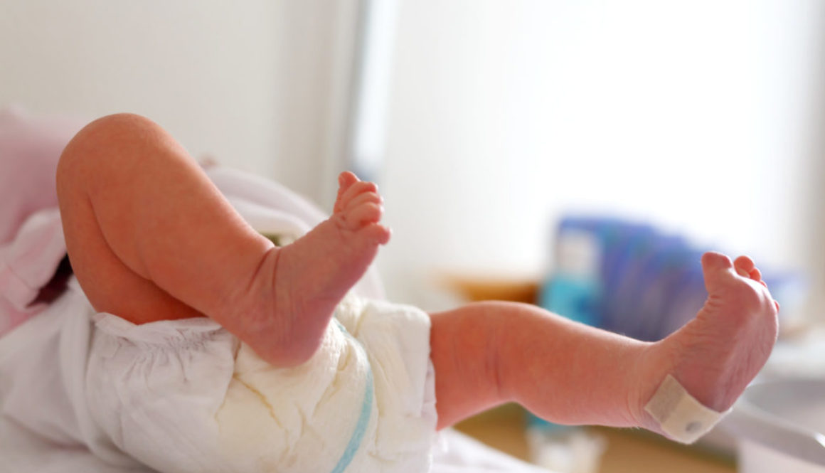 Nace en Italia el primer bebé fruto de un trasplante de útero entre gemelas