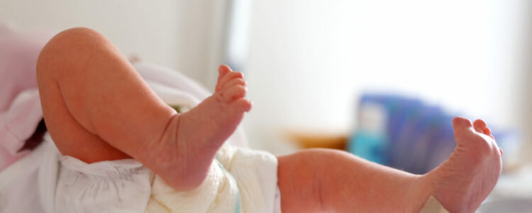 Nace en Italia el primer bebé fruto de un trasplante de útero entre gemelas