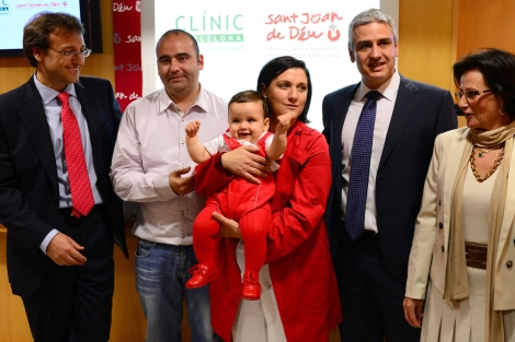 Operan con éxito de obstrucción de laringe a un feto en la maternidad del clínic, Barcelona
