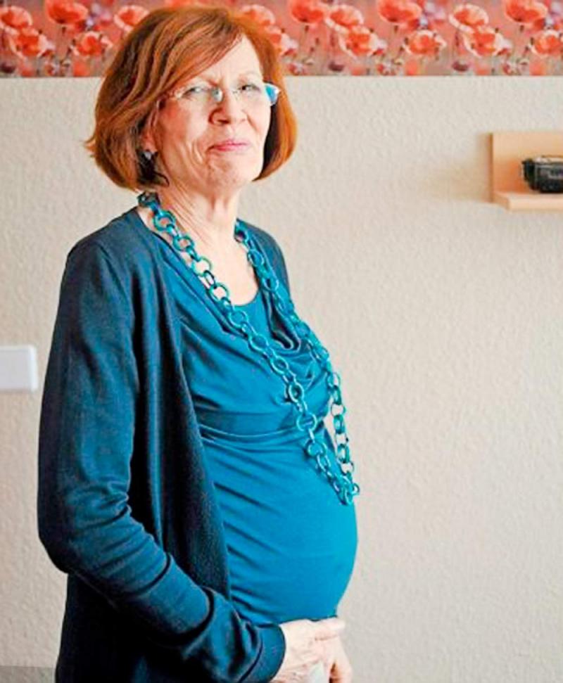 Una alemana de 65 años madre de 13 hijos y siete nietos ha vuelto a quedarse embarazada de cuatrillizos