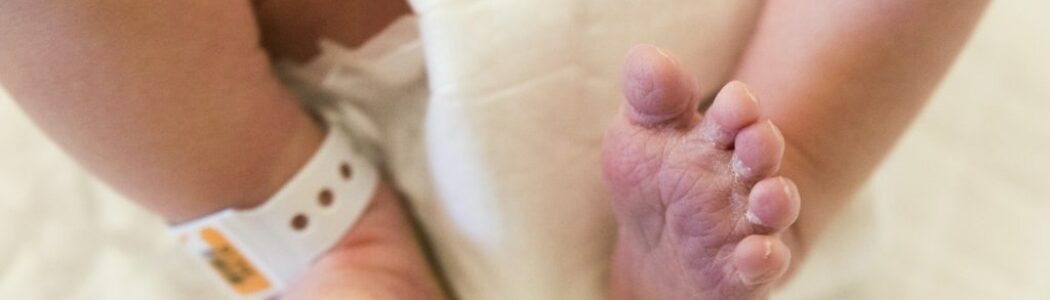 Una bebé logra sobrevivir tras nacer con 400 gramos a las 28 semanas