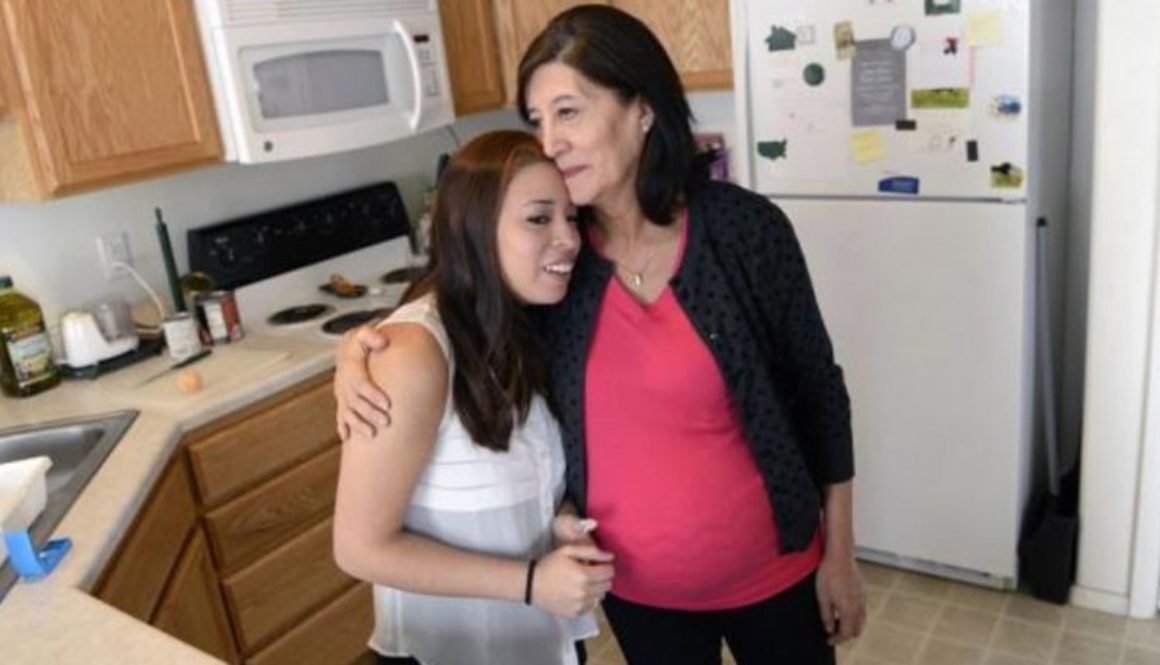 Una mujer estadounidense será madre de su nieta