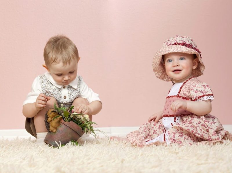 Una psiquiatra búlgara consigue ser madre de mellizos a los 62 años
