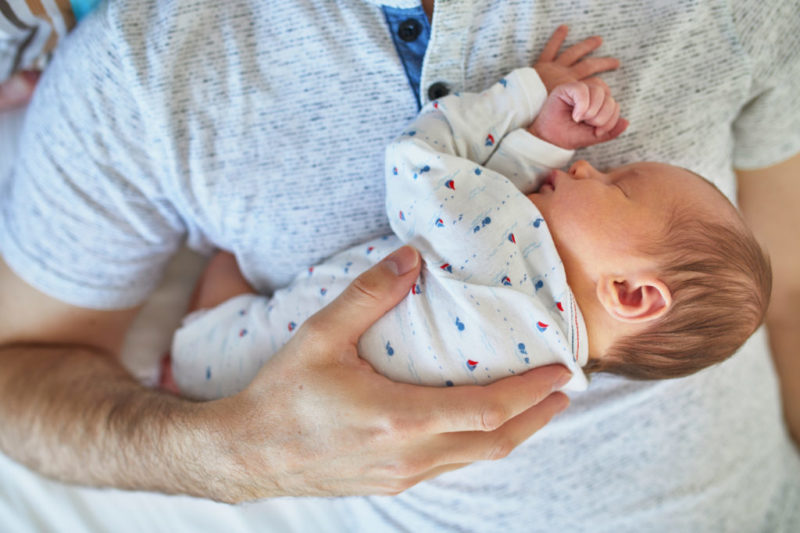 Ya es oficial: Se aprueba la ampliación a cinco semanas del permiso de paternidad