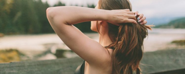 ¿Es posible saber la fertilidad de la mujer analizando el pelo?